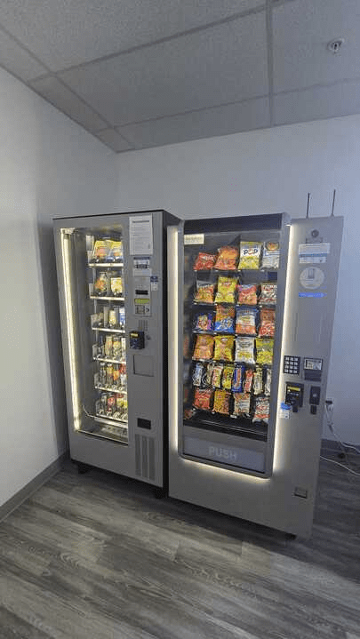 Free Snack vending machine in Miami
